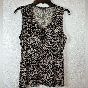 Vince Camuto Sleeveless V-Neck Leopard Print Blouse, Size Medium